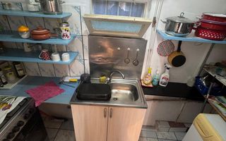 Casă cu garaj și anexe, teren 397 mp – Șoseaua Bălănoaiei - Poză 7