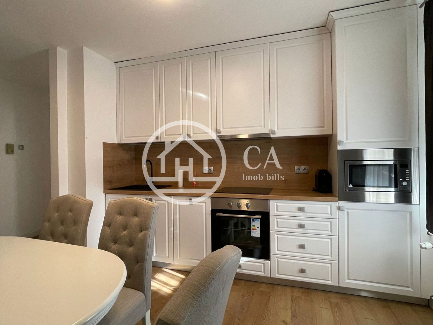 Apartament LUX de închiriat cu 2 camere în Calea Aradului, Oradea - Poză 7