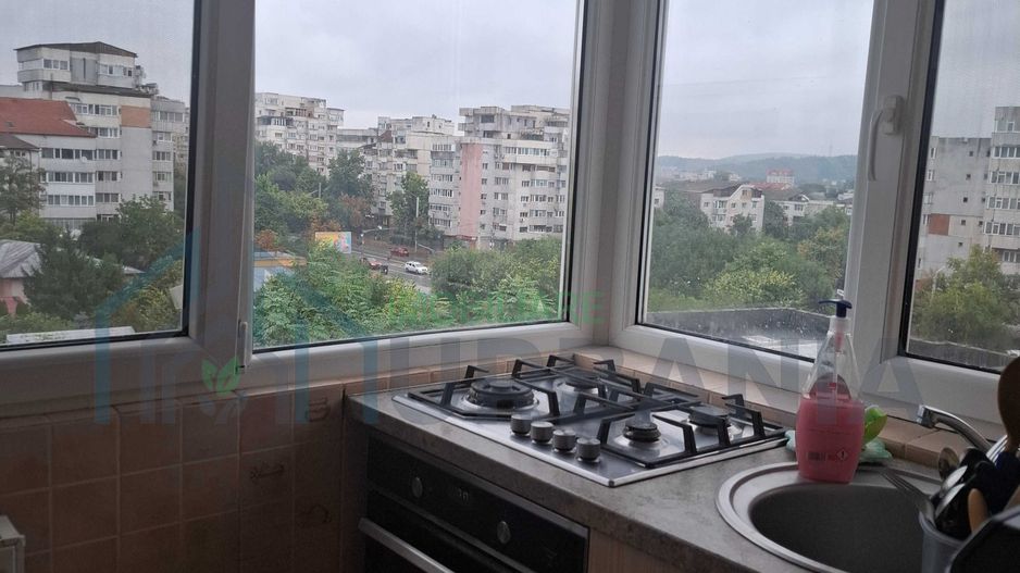 Apartament cu o cameră, decomandat, Nicolina, Iași - Poză 4