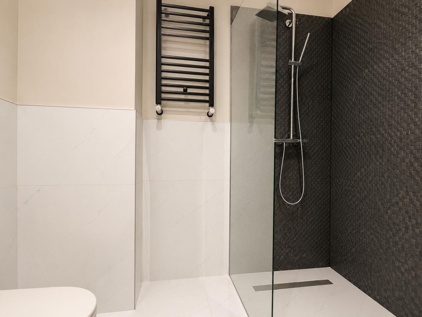Apartament spatios 4 camere cu vedere panoramica  | Up-Site - Poză 17