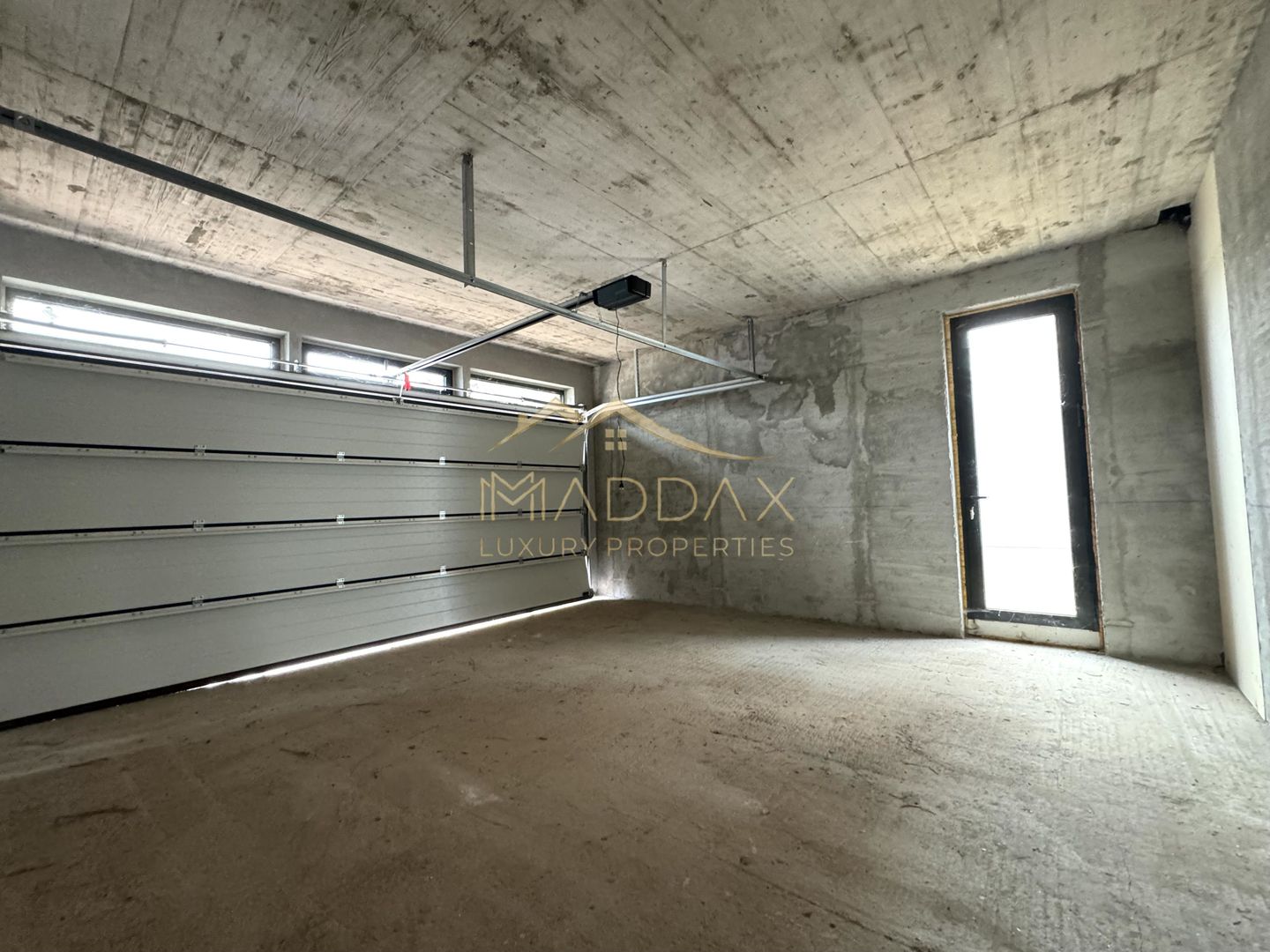 Vila Exclusivista *296mpc* / 753 mp teren + piscina si fire-pit / Balotesti - Poză 54