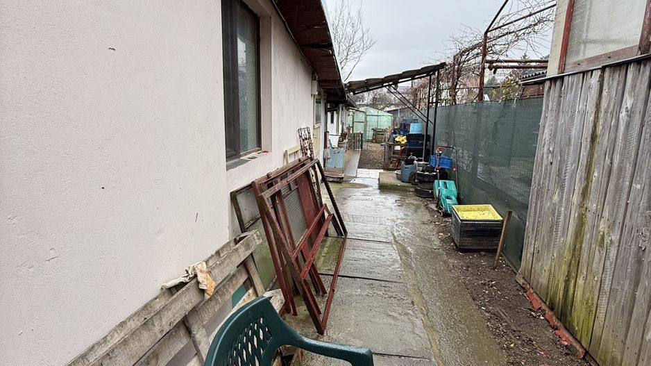 Spațiu de închiriat in vila - 2 camere +birou și curte, Campina - Poză 17