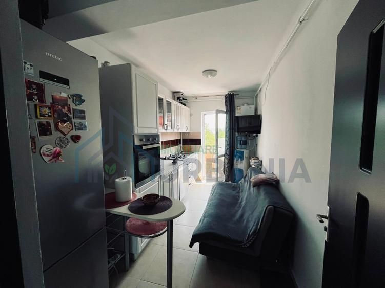 Apartament 1 cameră decomandat, 38 mp, etaj 2, Cartier IRISS, Valea Lupului - Poză 4