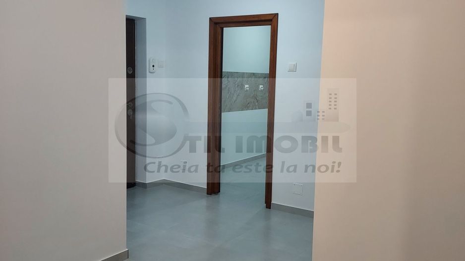Apartament 3 Camere Păcurari, Et.2, complet renovat, 156000 euro - Poză 6