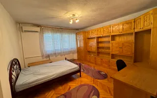 Casa S+P+2E - (posibilitate apartamentare) zona central - Poză 15