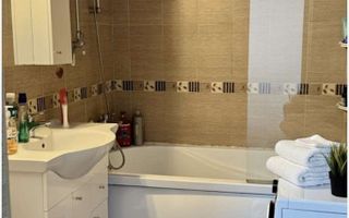 PF vand apartament 3 camere 70mp in curte la Vivo nu se plateste tva - Poză 9