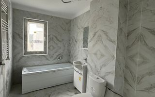 2 Cam, - Auchan Titan -1 Decembrie  1918- Liviu Rebreanu-Comision 0! - Poză 4