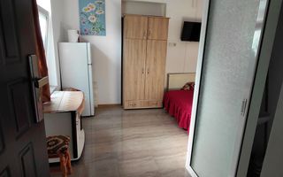 Apartament 1 camera la curte ,str. Traian - Poză 2
