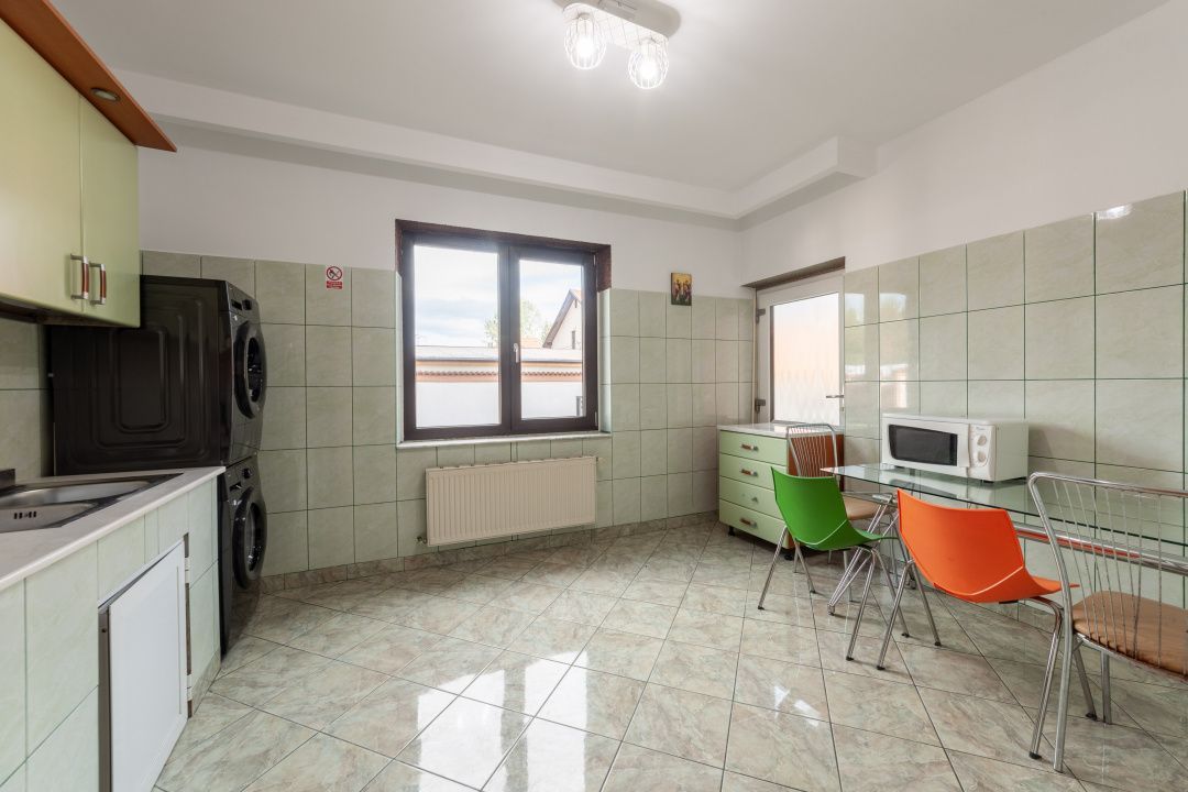 Casă spațioasă cu 8 camere - Pitești - 0% Comision - Poză 5