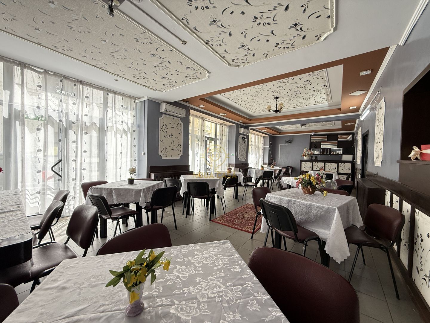 De vanzare Spatiu Central Satu Mare/Birouri/Restaurant/Magazin/Notar - Poză 2