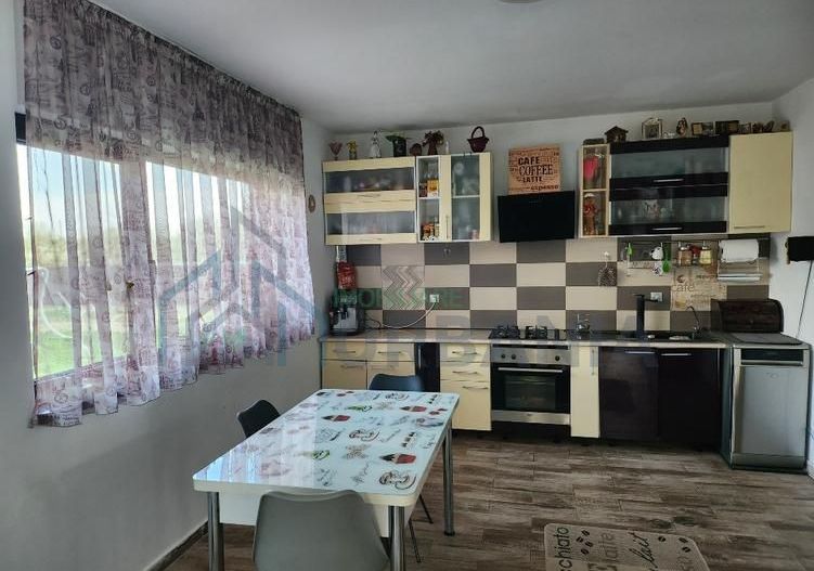 Casă de vânzare în Dancu, str. Dacia, Holboca – 180 mp utili, teren 530 mp - Poză 3