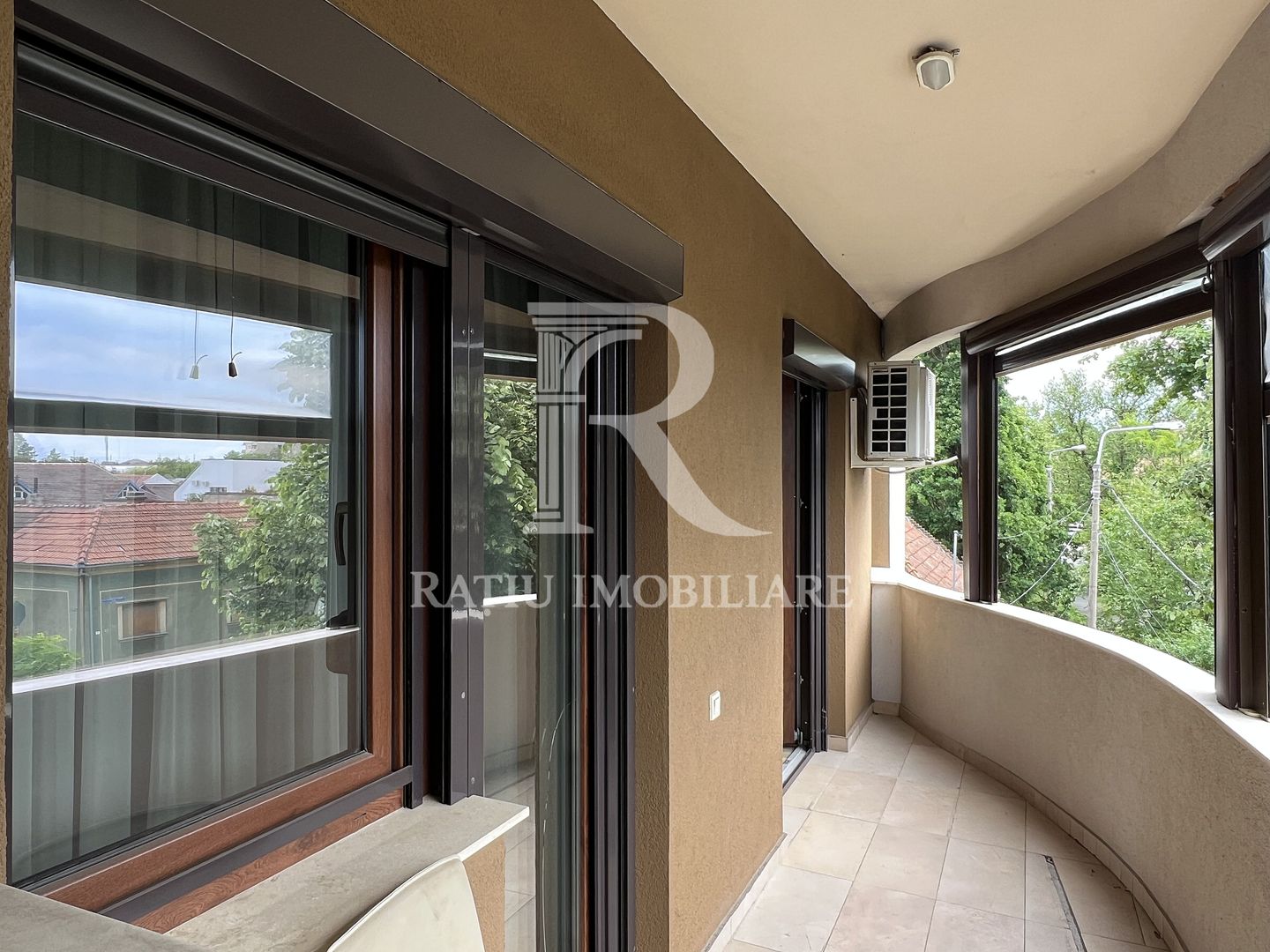 Apartament cu 2 camere | Ascensor | Loc de parcare | Cantemir | Oradea - Poză 13