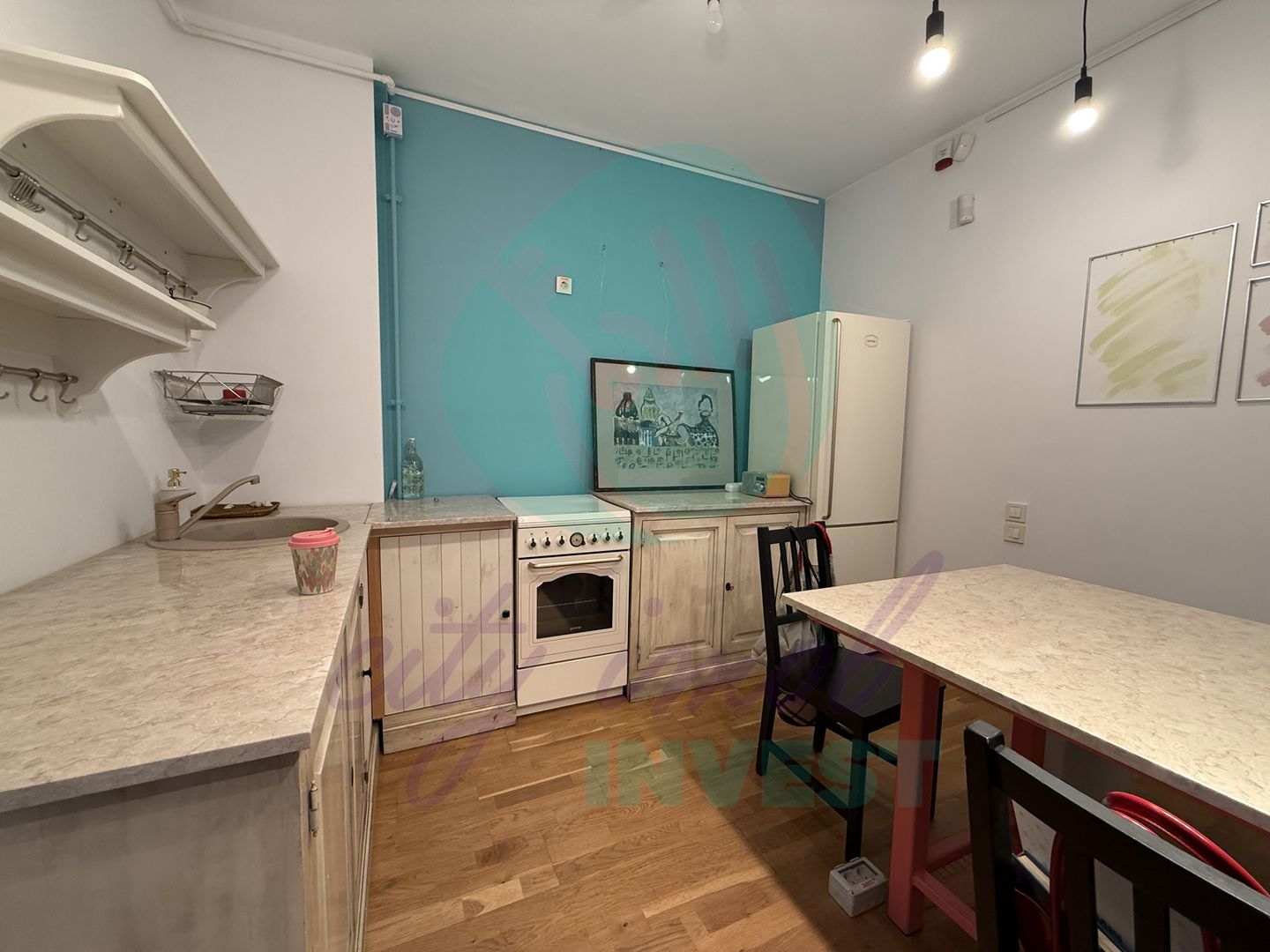 Un apartament Chic ideal ca locuinta sau activitate - Poză 12