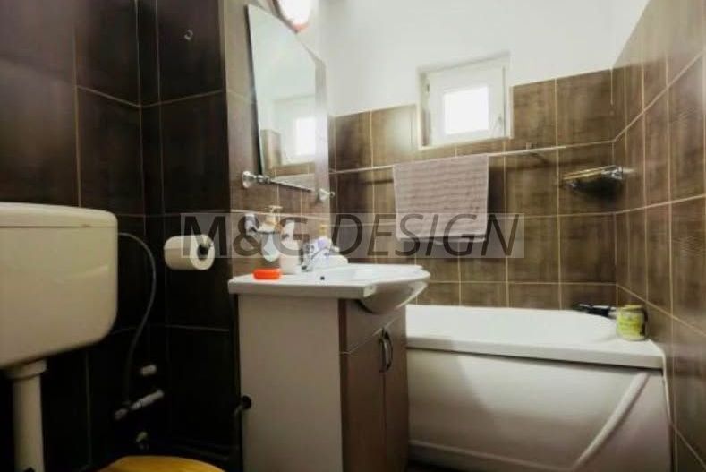 Ap. 4 camere Bucovina etaj 2 centrala proprie - Poză 8