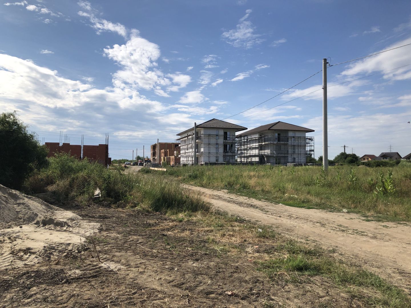 Teren pt locuințe colective-calea Urseni - Poză 2