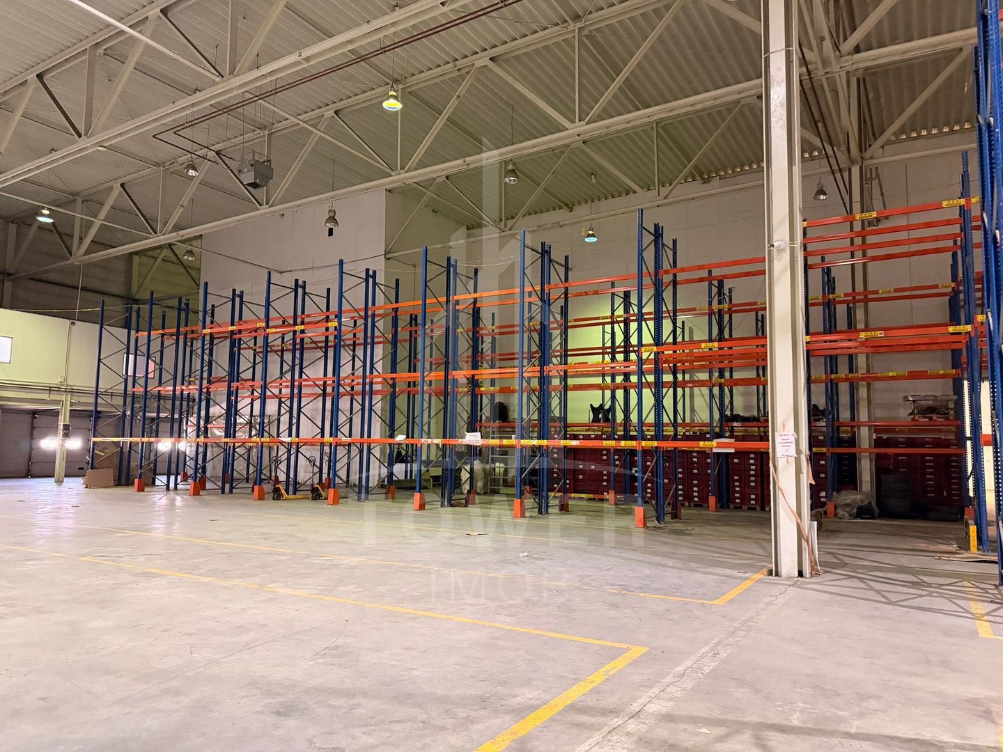 Hala industrială+spații administrative- Str. Tractorului - Poză 8