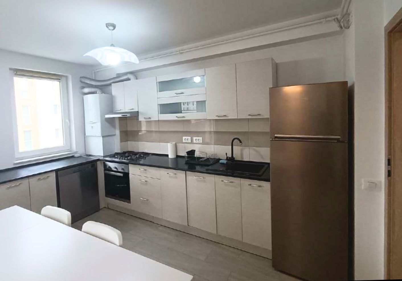 Inchiriem apartament 3 camere Urban Invest lângă Coresi - Poză 3