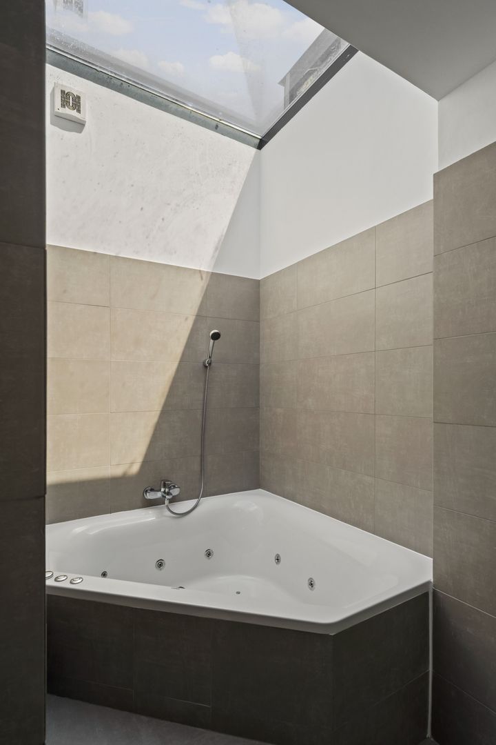 DUPLEX SUPERB UNIVERSITATE CU TERASA 50MP - Poză 14