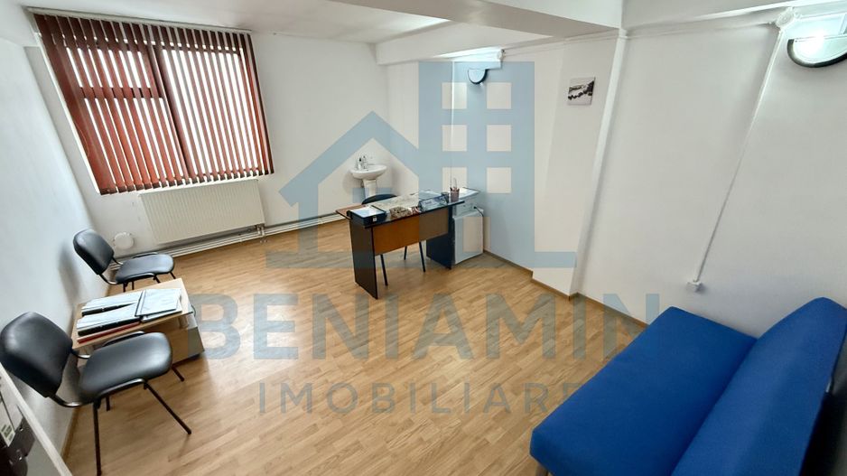 Spatiu comercial P+1 - 200mp - vad - pretabilitate mare - Lapus - Poză 10