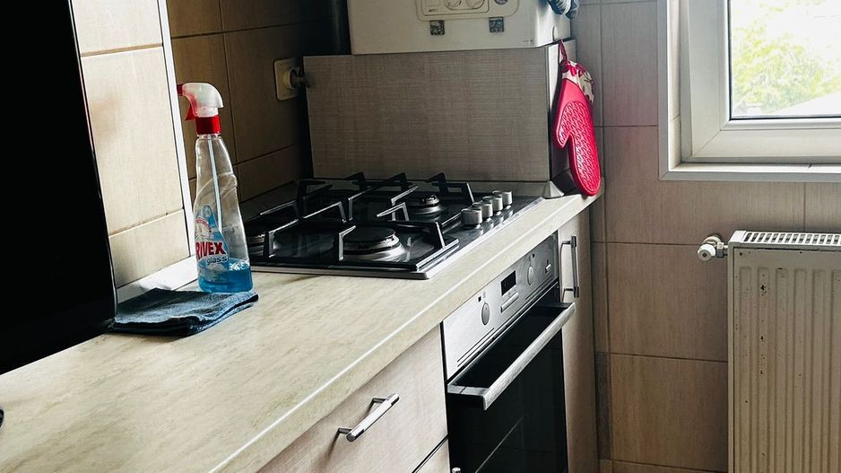 Apartament 2 camere, mutare imediata, mobilat si utilat, loc de parcare inclus! - Poză 9