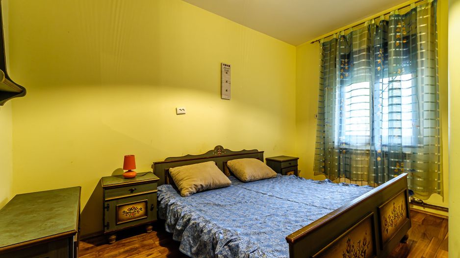 Apartament ultracentral cu destinație multiplă - Poză 4