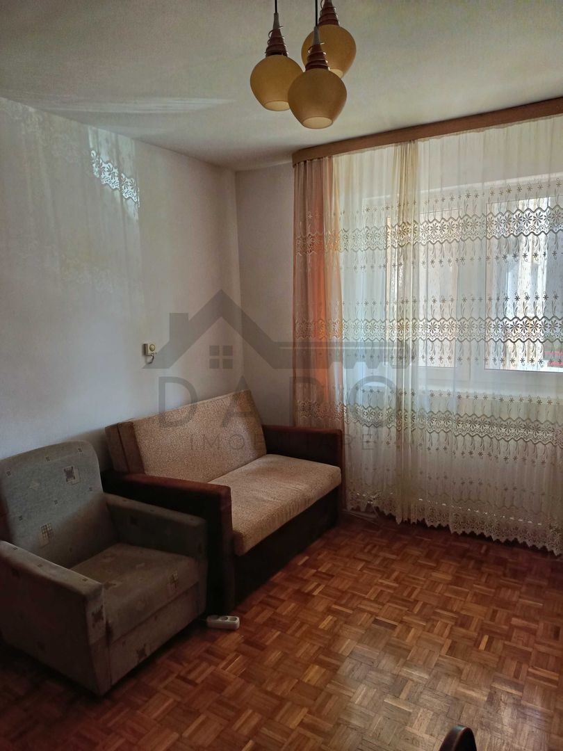 De inchiriat Apartament cu 2 camere - Poză 3