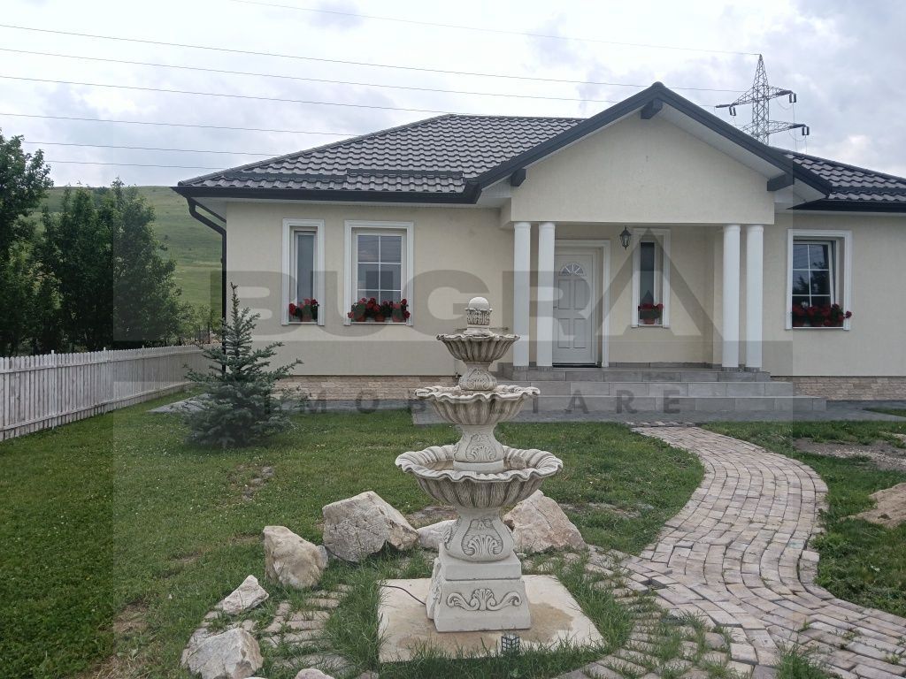 Casă individuală de vânzare – complet mobilată și utilată - Poză 1