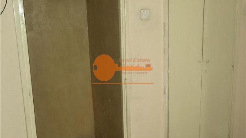 Apartament cu 3 camere in zona Gorjului (Centrala -Bloc Reabilitat) - Poză 7