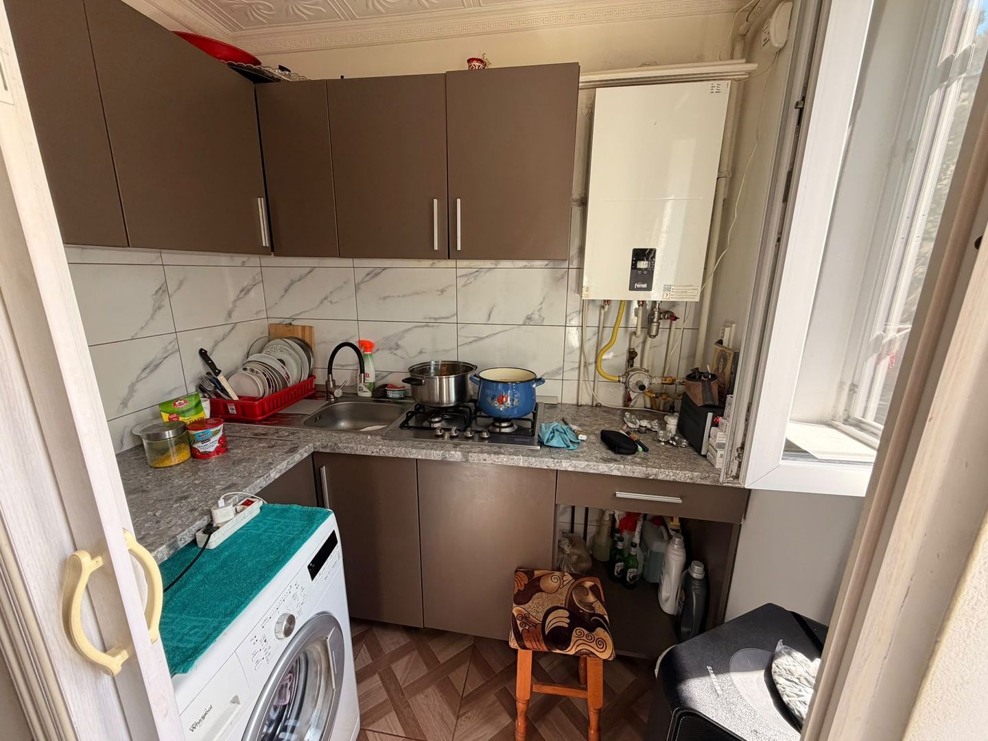 Garsonieră decomandată, 16 mp, centrală proprie – Eroii Revoluției V23 - Poză 6