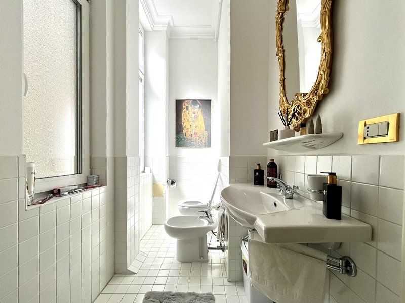 Tur virtual-2 camere, elegant arhitectural,  vedere in Piața Victoriei - Poză 20