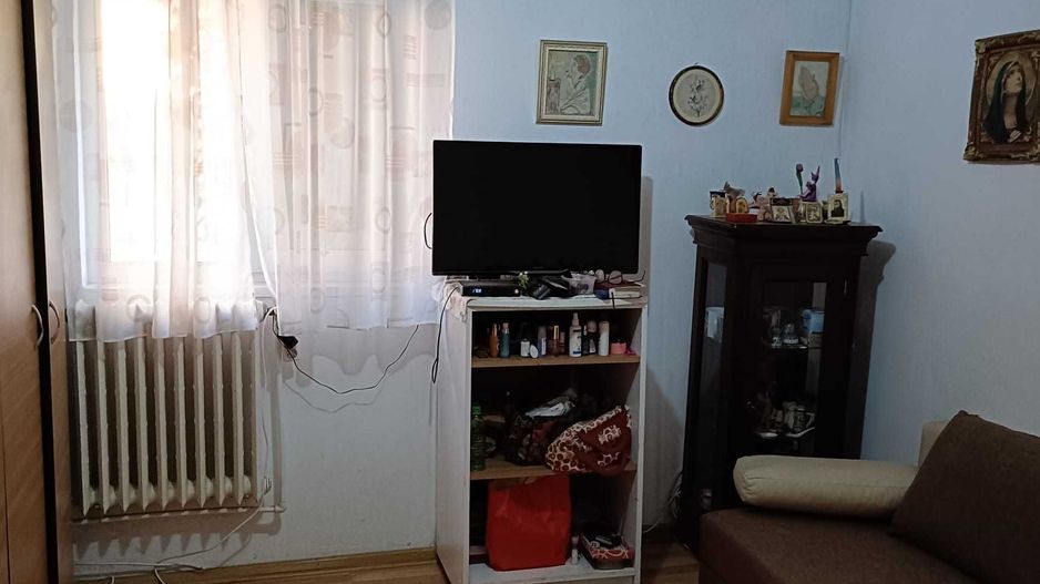 Apartament 2 dormitoare, living + bucataria, Cetate, Sc. nr. 7 - Poză 7