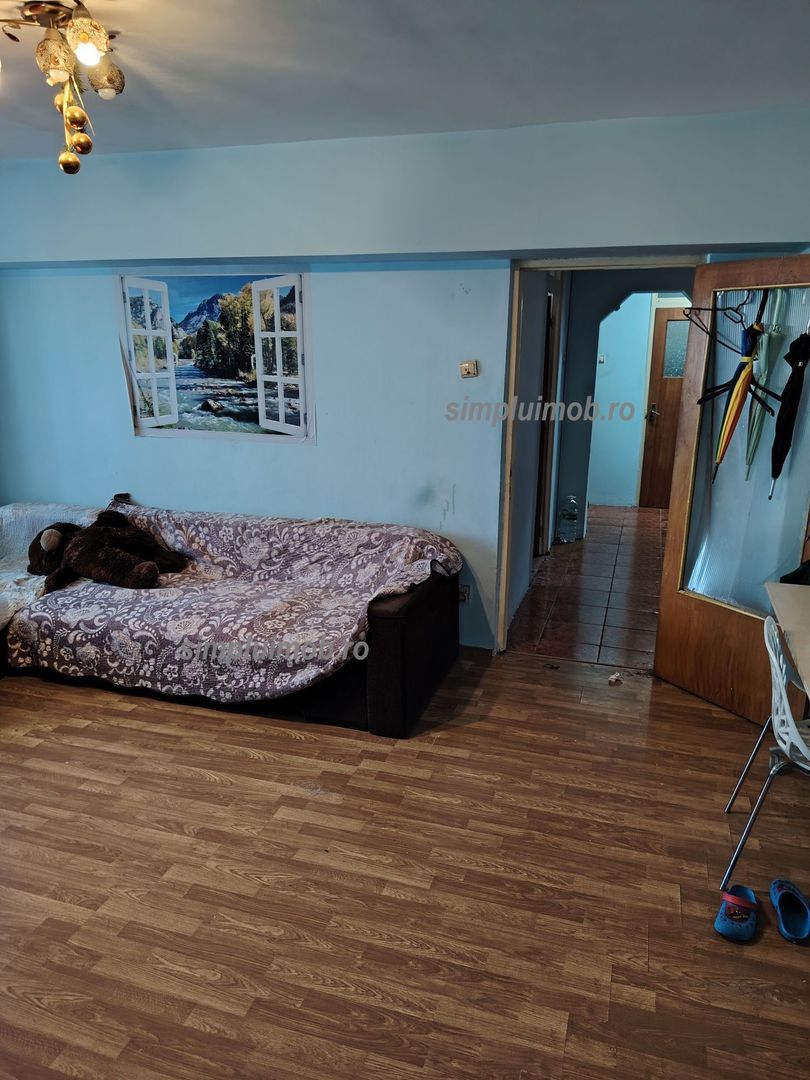Apartament Metrou Aparatorii Patriei - 3 camere - Poză 6
