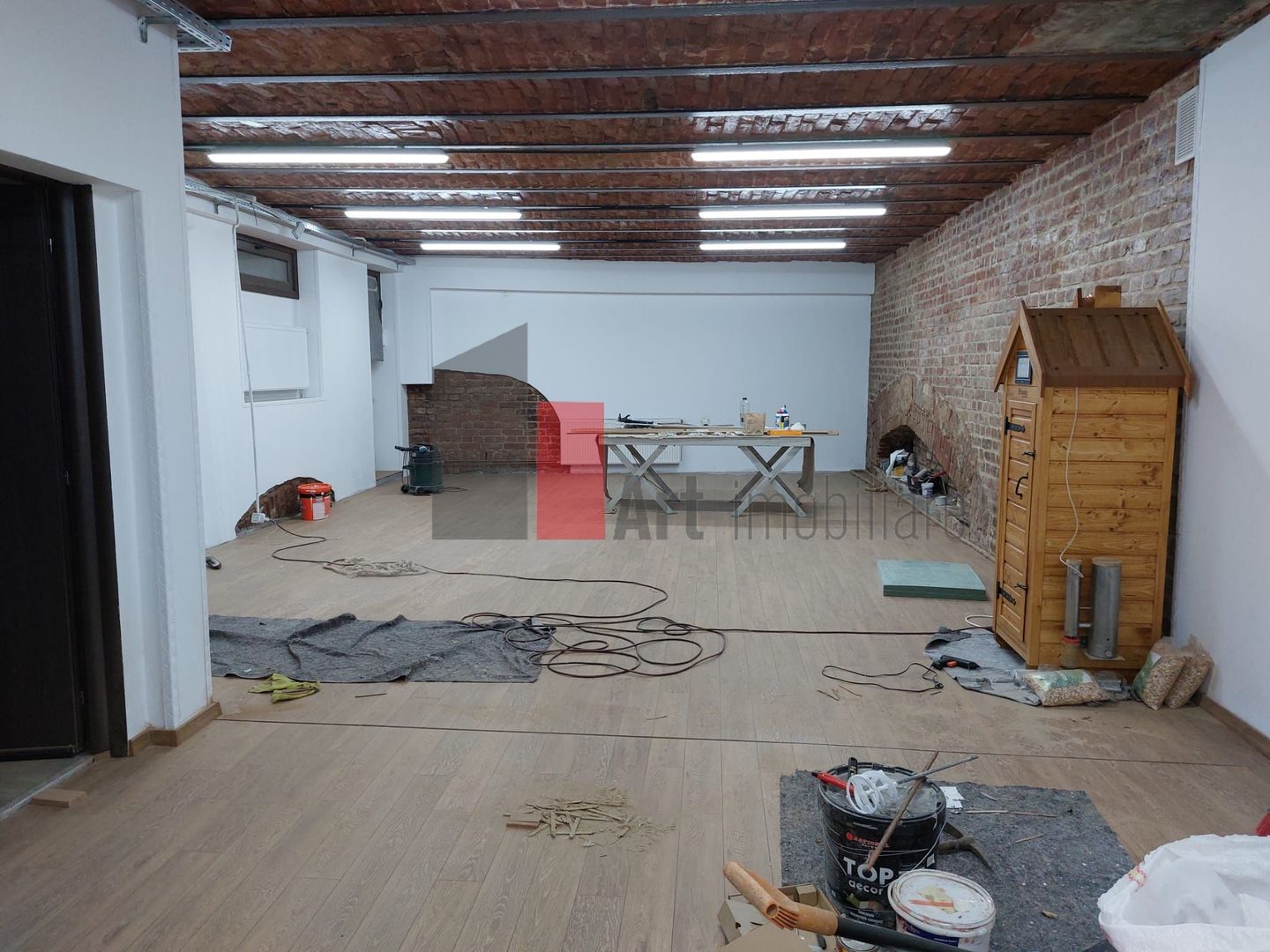 Spatiu depozitare/productie/showroom Universitate,intrare separata,100 mp. - Poză 4