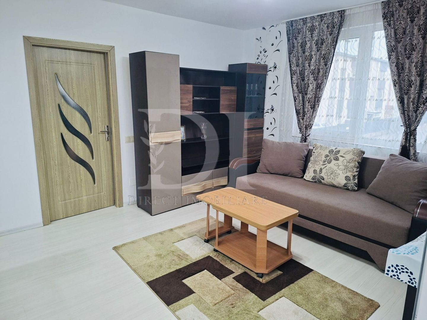 Apartament la cheie / etaj intermediar / Zona Eroilor - Poză 10