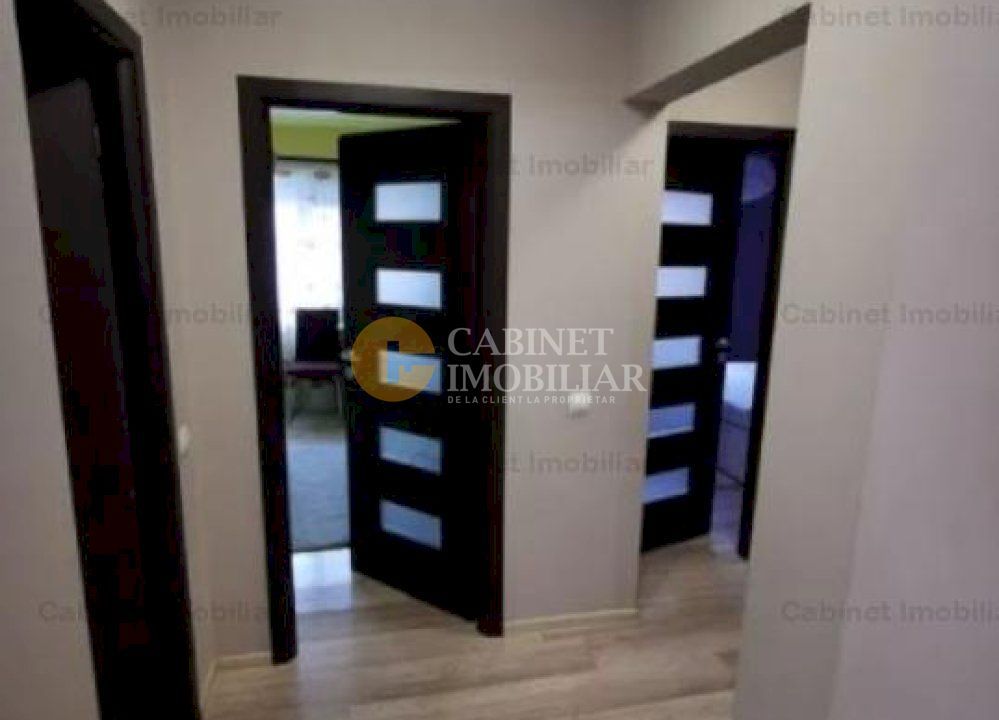 3 CAMERE DECOMANDAT - BLOC DIN 1982 - ETAJ 1 - CENTRU - Poză 8