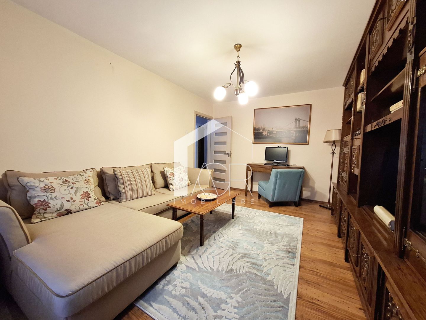 Apartament cu 2 camere, decomandat, zona B-dul. Bucuresti - Poză 2