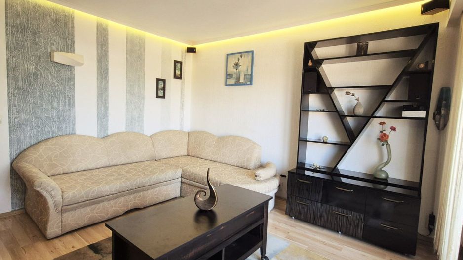 COMISION 0% - Apartament 2 camere renovat, mobilat-utilat, 53mp plus terasa20mp - Poză 3