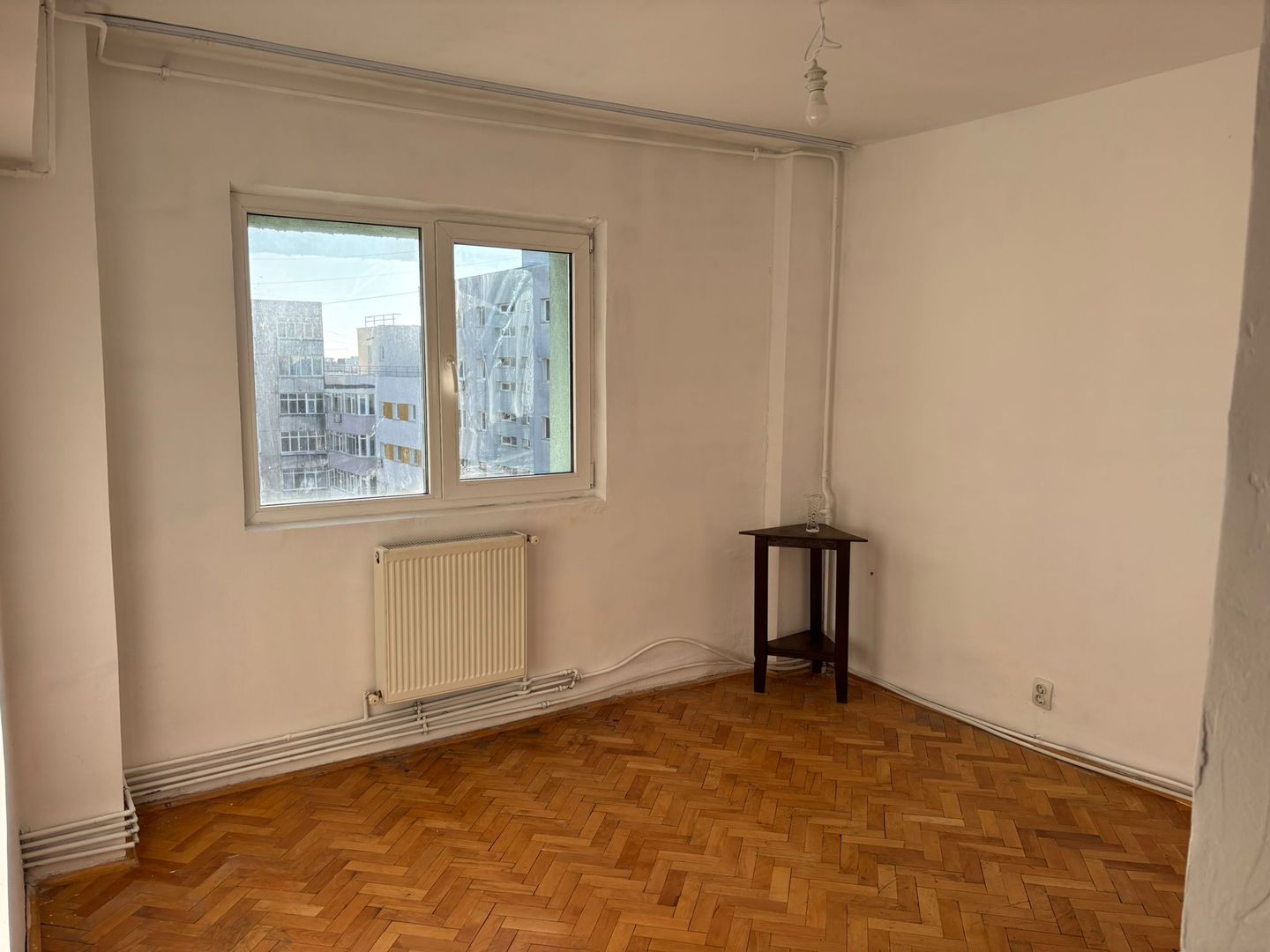 APARTAMENT 2 CAMERE RAHOVA MARGEANULUI - Poză 3