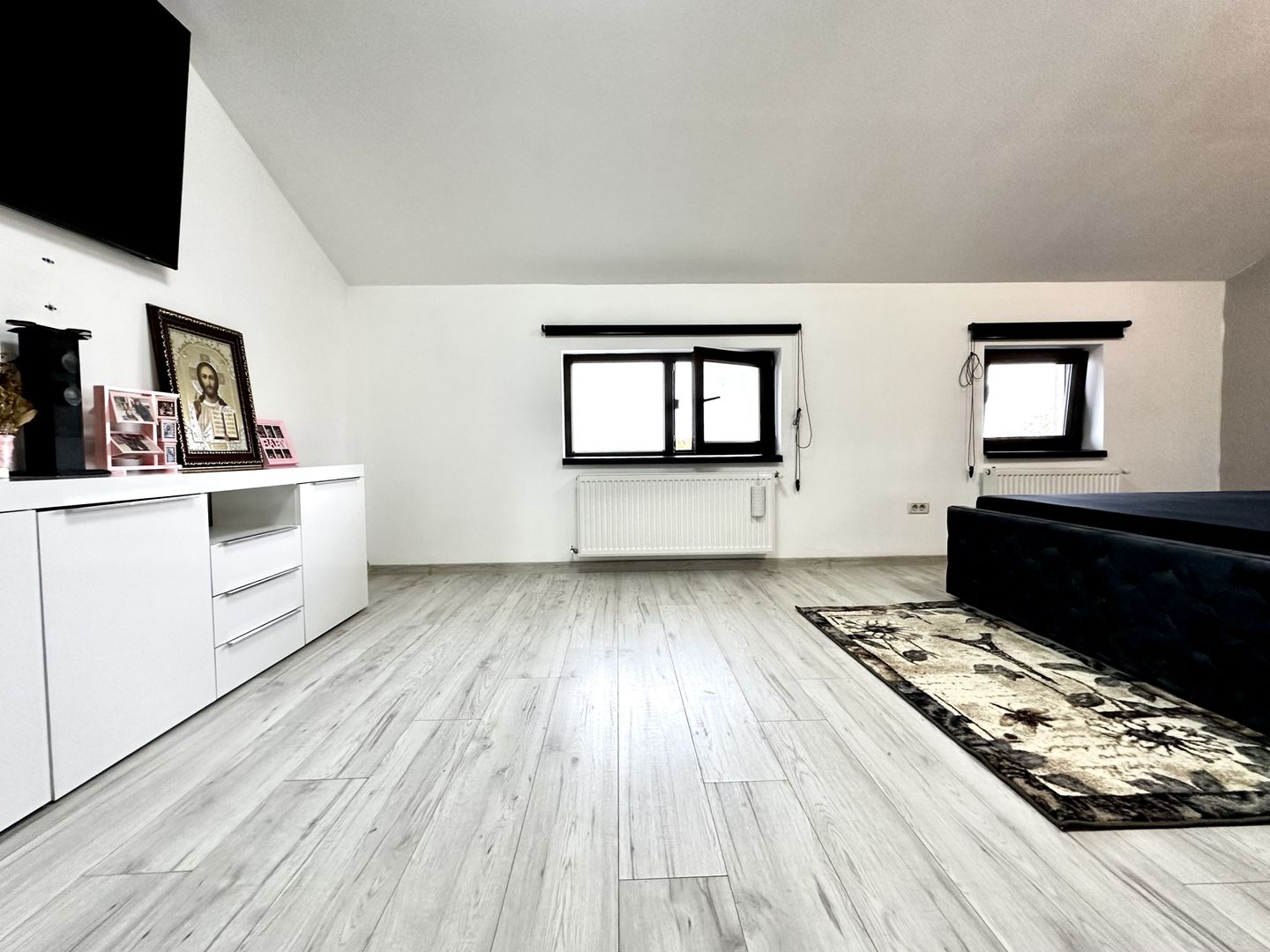 Duplex generos, 120 mp utili, modern si mobilat, in  Mosnita Veche - Poză 14