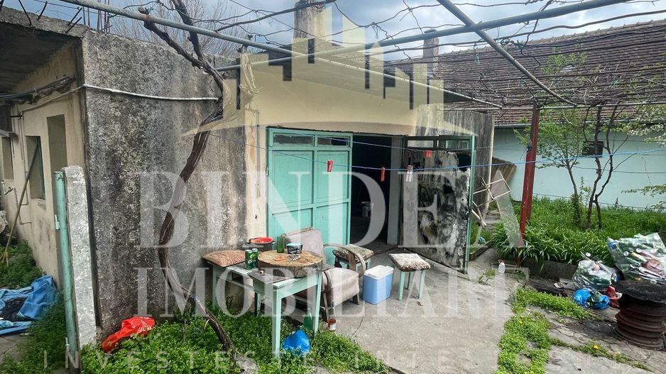 Casa individuala 1542mp teren, garaj- Giarmata - Poză 3