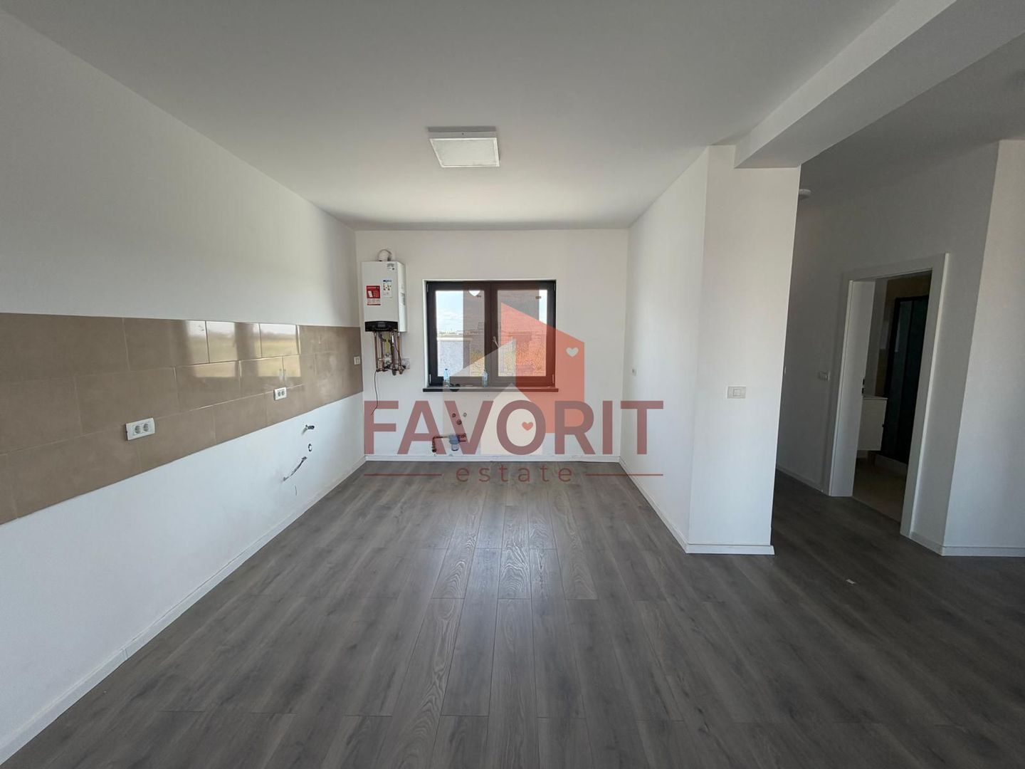 Duplex | COMISION 0 | Curte amenajata | Toate utilitatile | 3 Bai | - Poză 4