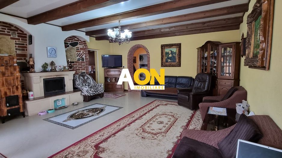Casa Individuala 4 Camere, Zona Cetate, 500mp Teren - Poză 2