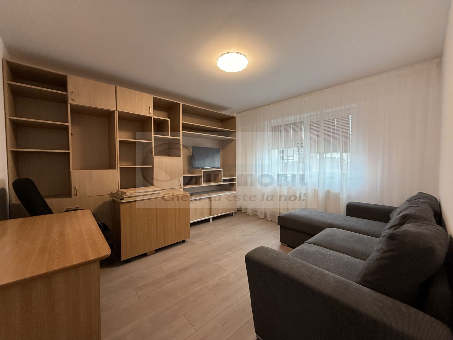 2 CAM DECOMANDAT BUCIUM LIDL LOC PARCARE PRIMA INCHIRIERE - Poză 10