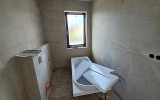Duplex modern 121 mp utili, 4 camere, curte 315 mp, zonă liniștită - Poză 11