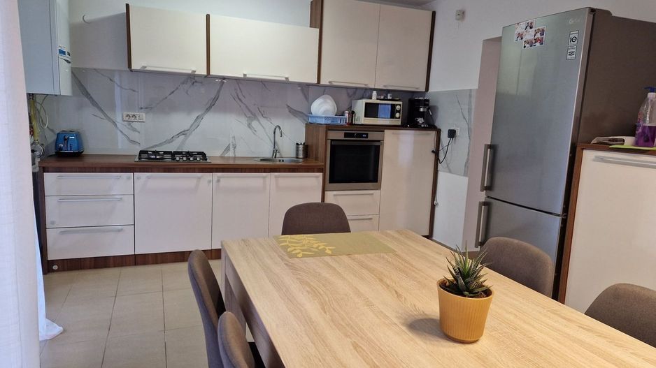 Casă de închiriat în Dumbravita – 3 dormitoare si garaj - Poză 4