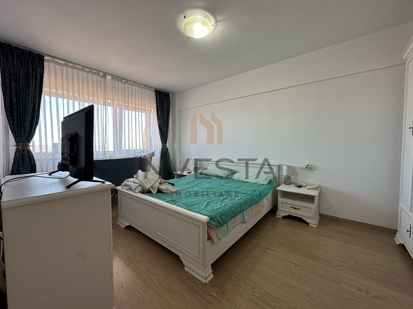 Apartament 2 camere cu view pe lac si cartierul militar! Zona Iulius! - Poză 4
