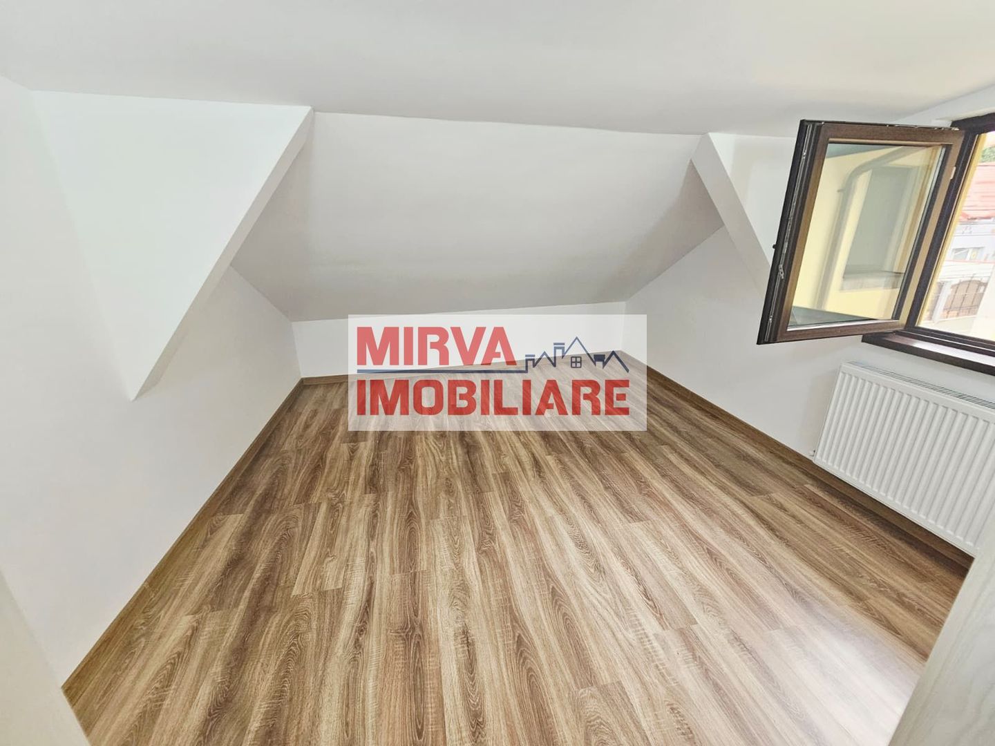 🏢 Spațiu de birouri de închiriat, 6 camere – Central, Ploiești - Poză 55