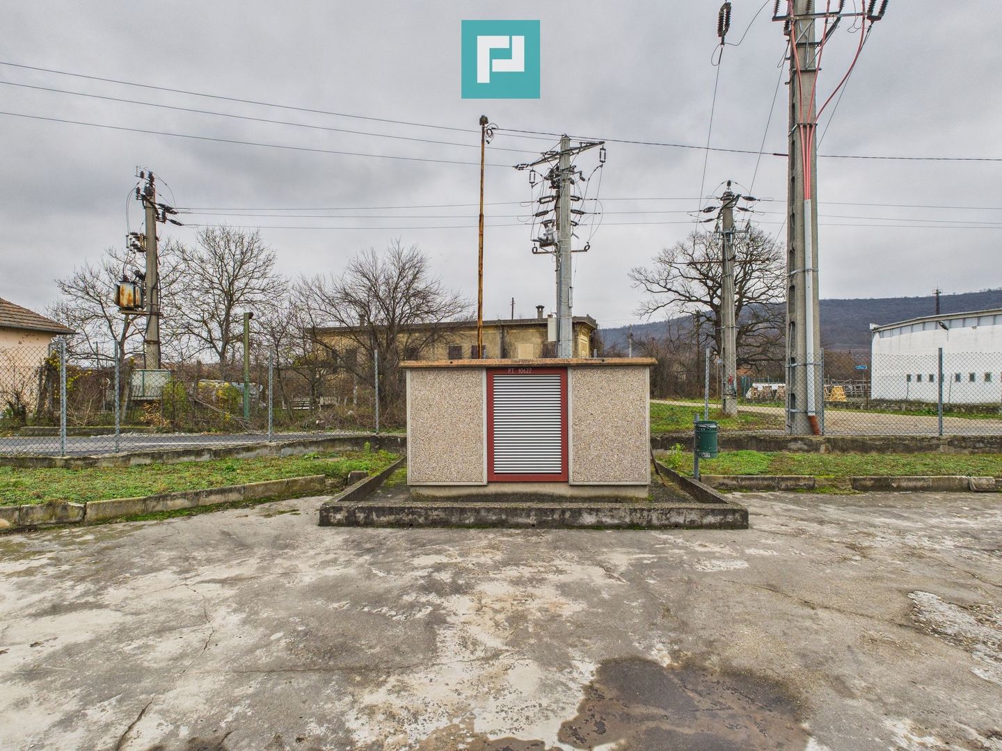 Hală de producție, cu birouri și teren, în Sebiș - Poză 18