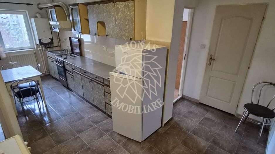Apartament decomandat 2 camere 50 mp+2 balcoane-etaj 2-Zona Pompieri - Poză 1