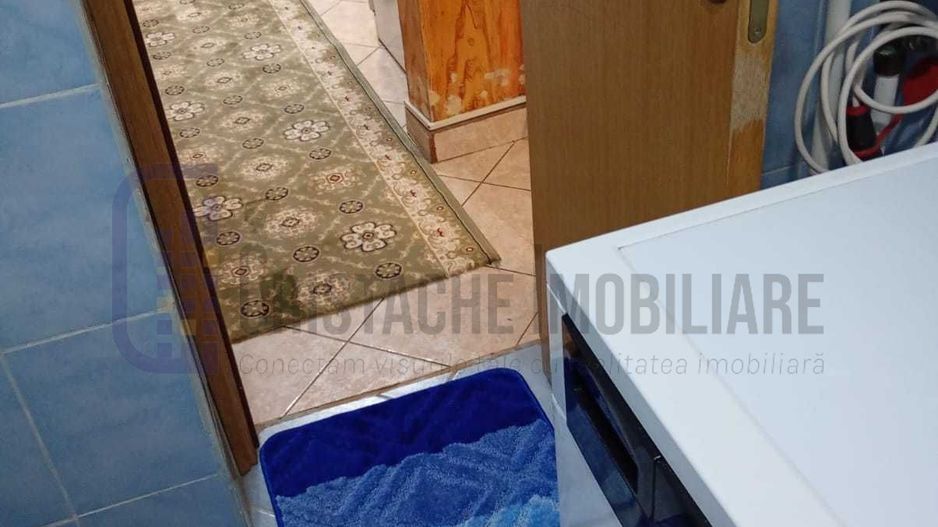 Inchiriez apartament 2 camere - Poză 1